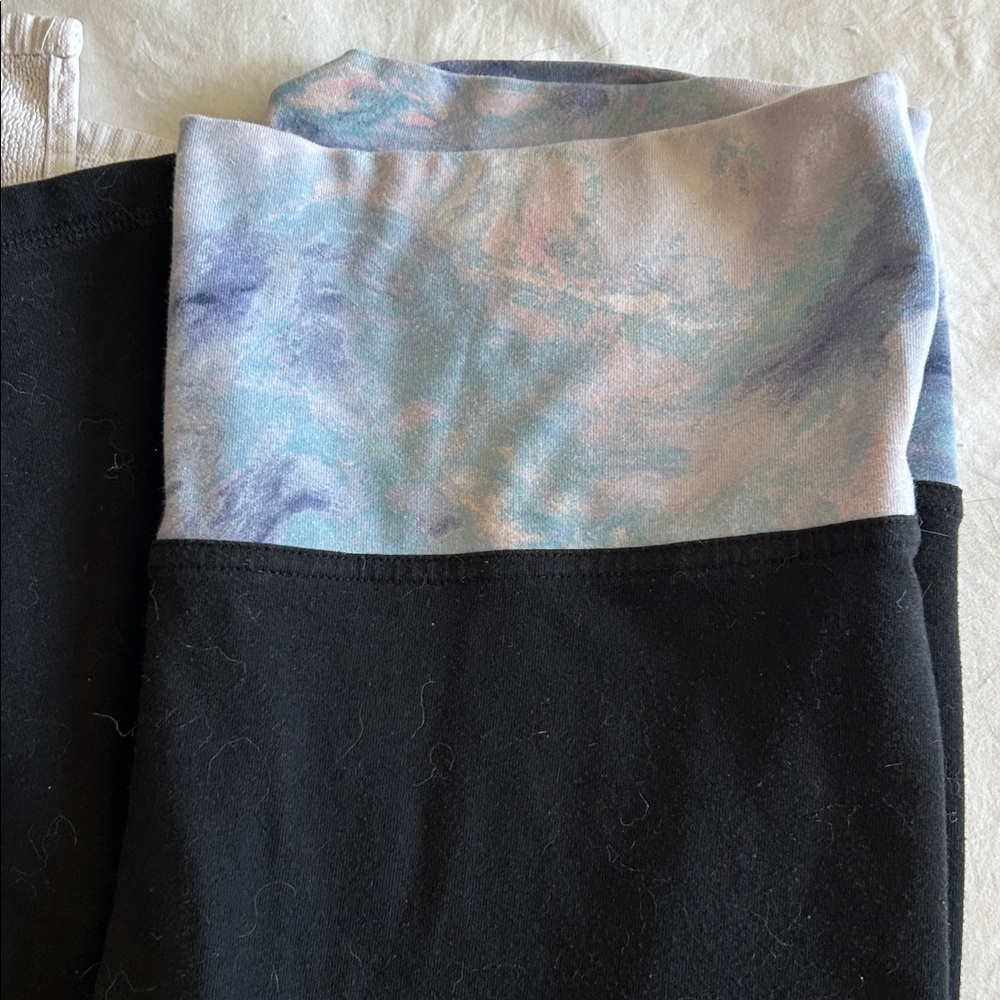 Victoria's Secret Black Leggings with Tie-Dye Detail - Picture 2 of 4